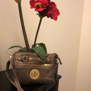 Tory Burch Crossbody 🌀